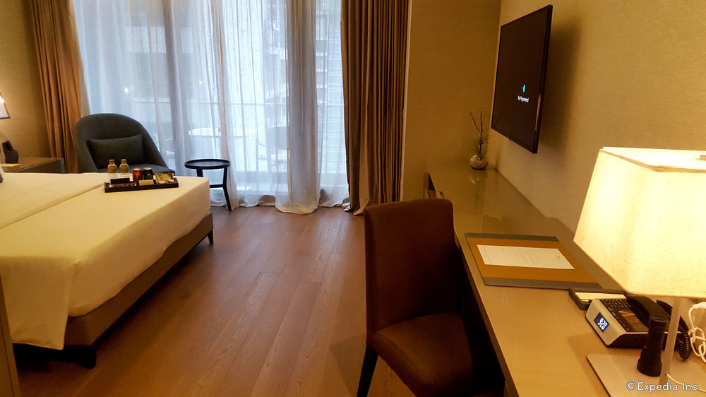 I'M Hotel Makati City Exterior photo Deluxe room