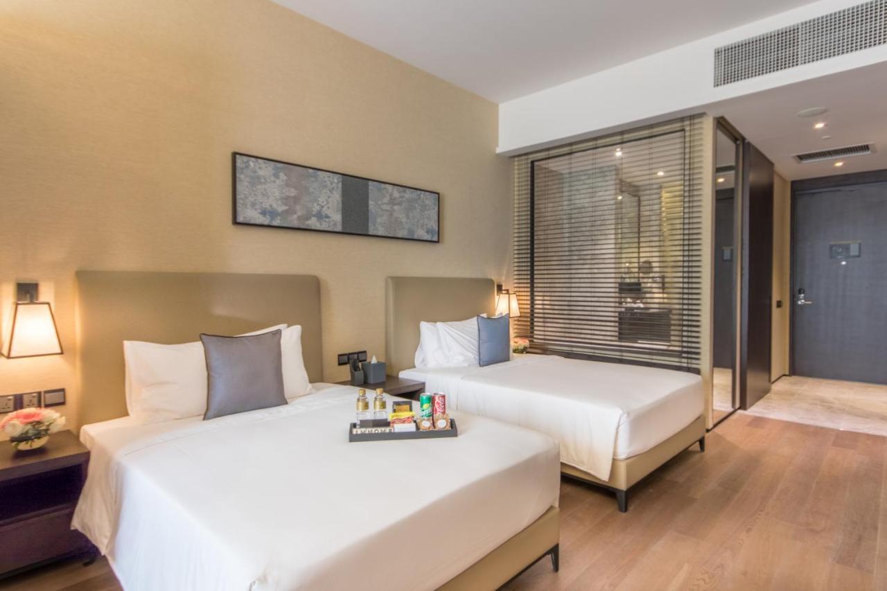 I'M Hotel Makati City Exterior photo Deluxe Room